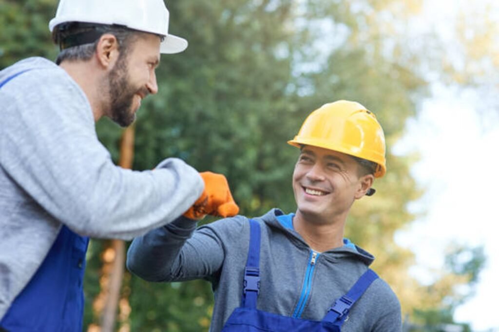 Friendly Heartland Tree Service professionals providing dependable customer service and expert tree care for homeowners in Hazelwood, MO.